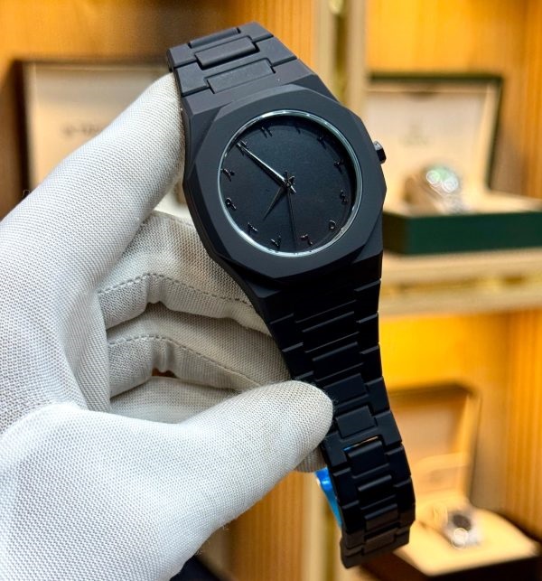 Full black watch for men – analog quartz wrist watch with premium look